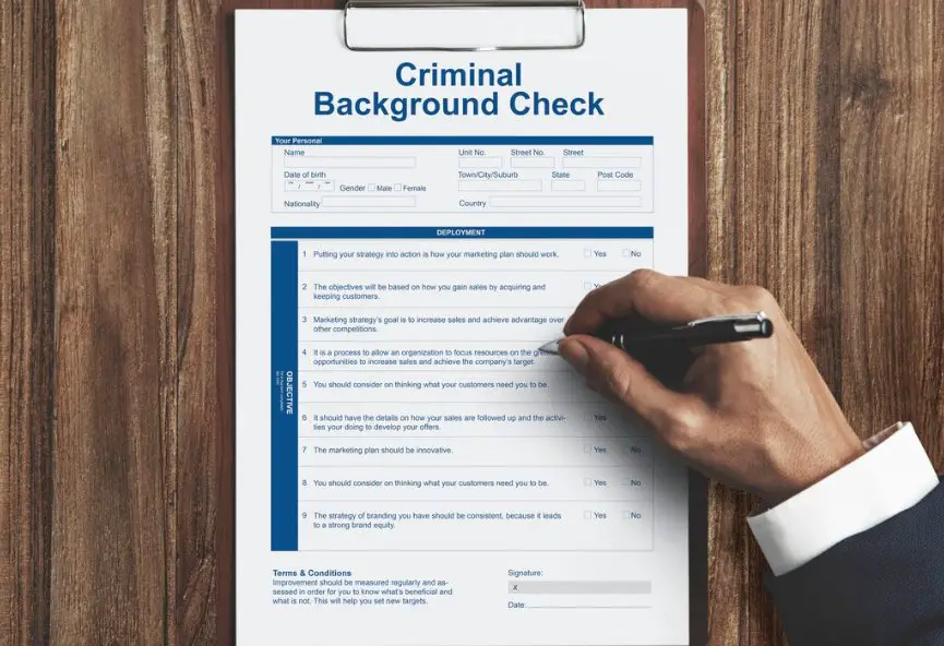 Background Checks with Reverse Email Lookup Tools